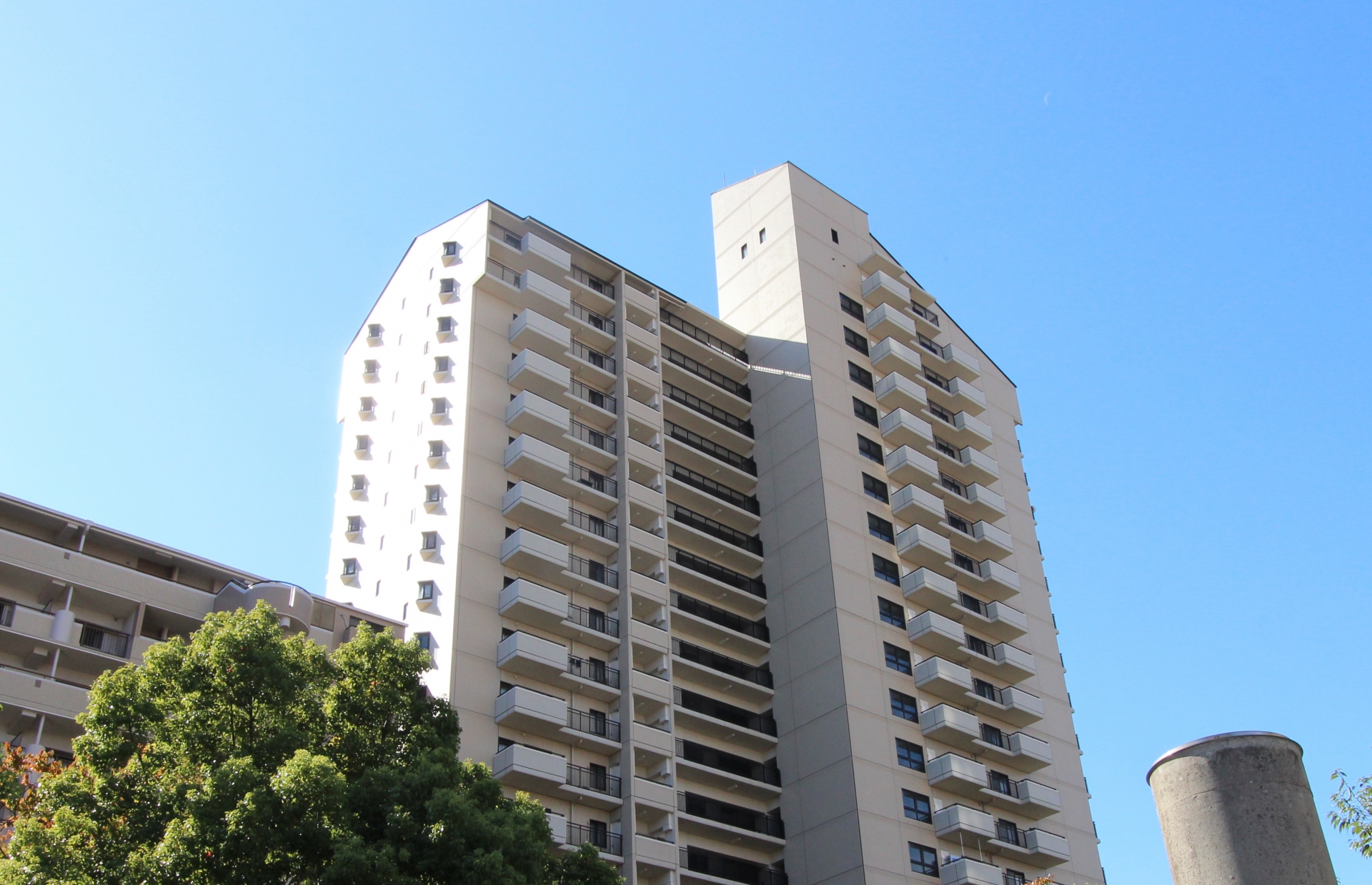 不動産売却の委任状とは?必要なケース・書き方・必要書類とトラブル防止策を解説
